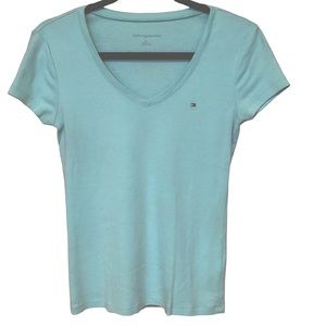 Tommy Hilfiger t-shirt. Size M